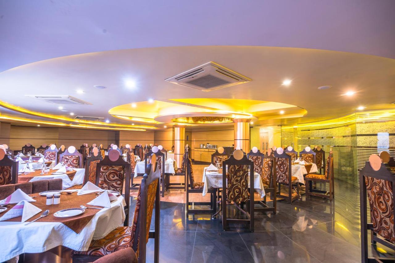 Palette Hotel Nisarga By Sunday Bhopal Exterior foto